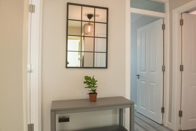 Finchley Contemporary 2 Bed Apartment + Parking Hendon Exterior foto